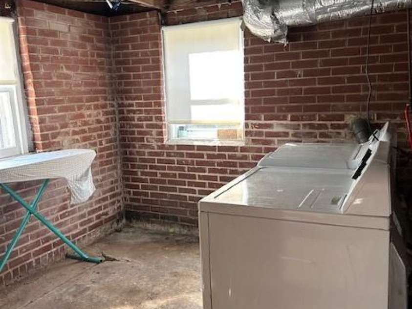 828 Piedmont Avenue, Kings Mountain, NC 28086.  MLS# CAR4320641, YatesRealty ID 2851. LAUNDRY AREA