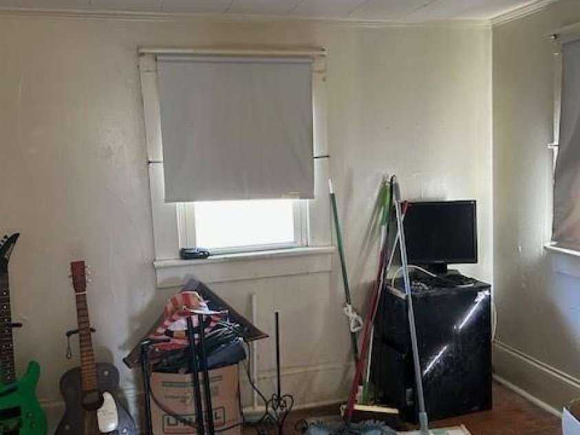 828 Piedmont Avenue, Kings Mountain, NC 28086.  MLS# CAR4320641, YatesRealty ID 2851. SMALL ROOM