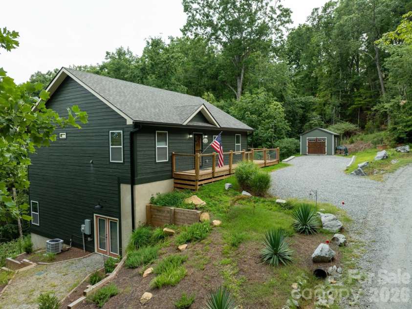 143 Eagles Avenue, Lake Lure, NC 28746.  MLS# CAR4381397, YatesRealty ID 28511. 