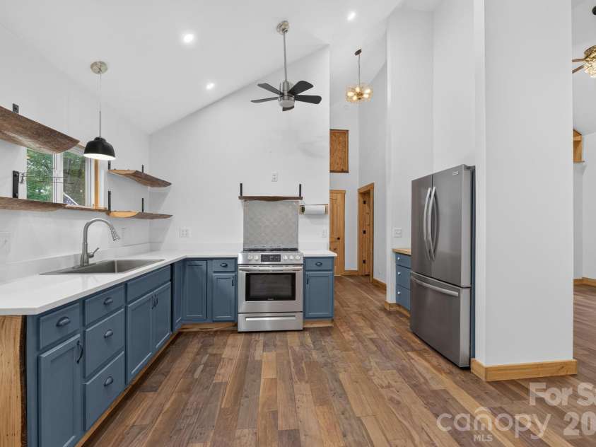143 Eagles Avenue, Lake Lure, NC 28746.  MLS# CAR4381397, YatesRealty ID 28511. 