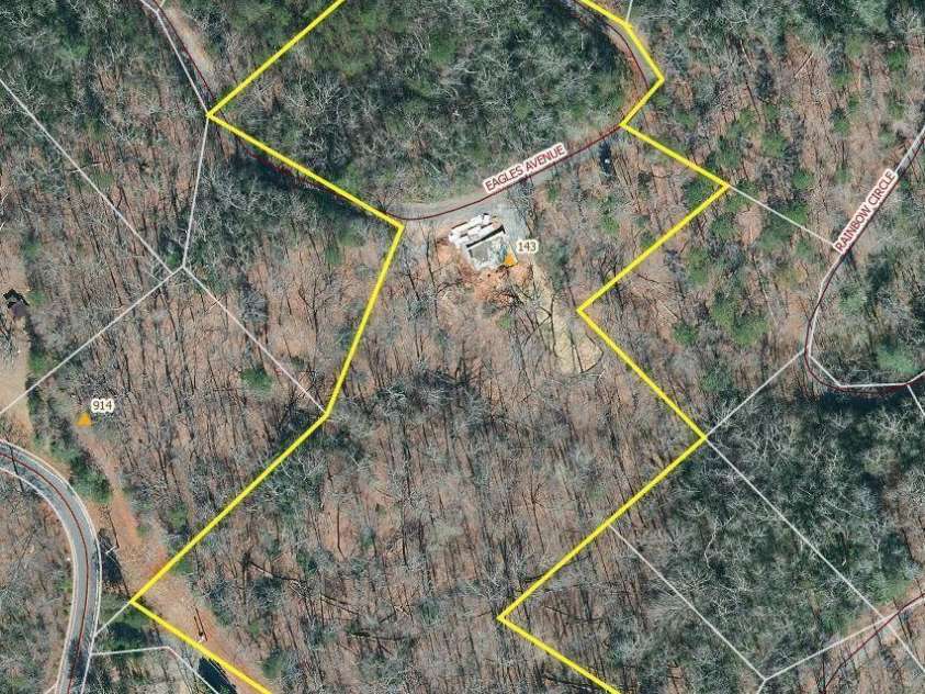 143 Eagles Avenue, Lake Lure, NC 28746.  MLS# CAR4381397, YatesRealty ID 28511. 