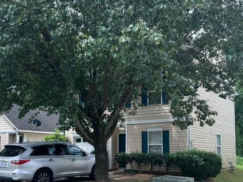 6321 Mcintyre Ridge Drive, Charlotte, NC 28216.  MLS# CAR4263626, YatesRealty ID 28512. 