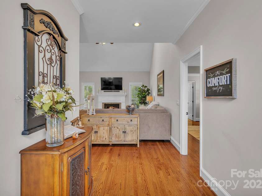 818 Kings Crossing Drive, Concord, NC 28027.  MLS# CAR4280822, YatesRealty ID 28516. 