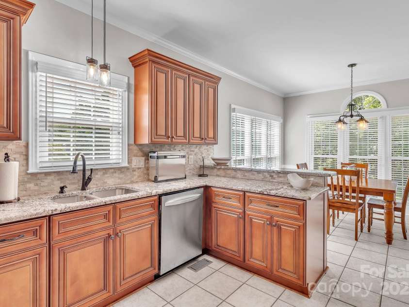 818 Kings Crossing Drive, Concord, NC 28027.  MLS# CAR4280822, YatesRealty ID 28516. 