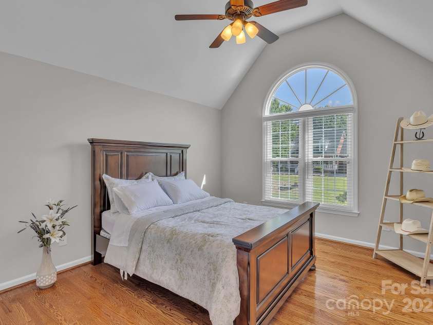 818 Kings Crossing Drive, Concord, NC 28027.  MLS# CAR4280822, YatesRealty ID 28516. 