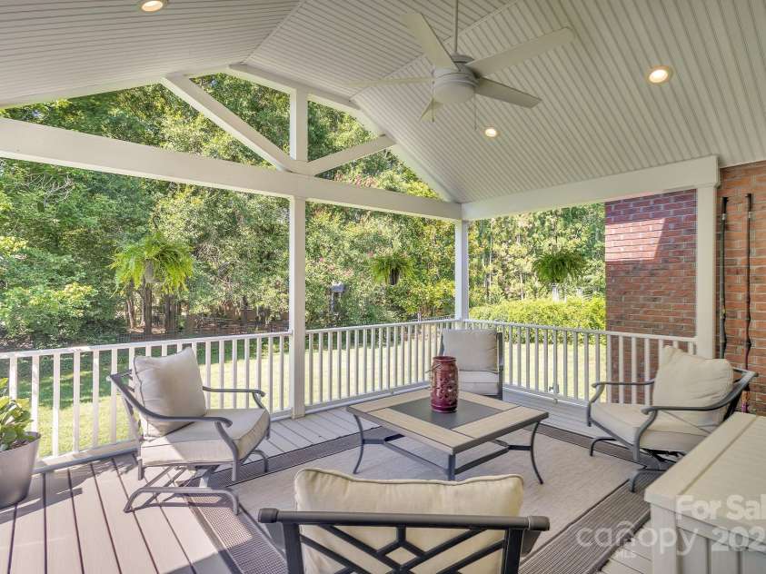 818 Kings Crossing Drive, Concord, NC 28027.  MLS# CAR4280822, YatesRealty ID 28516. 