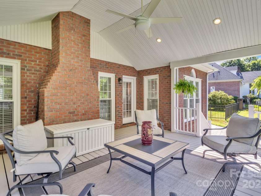 818 Kings Crossing Drive, Concord, NC 28027.  MLS# CAR4280822, YatesRealty ID 28516. 