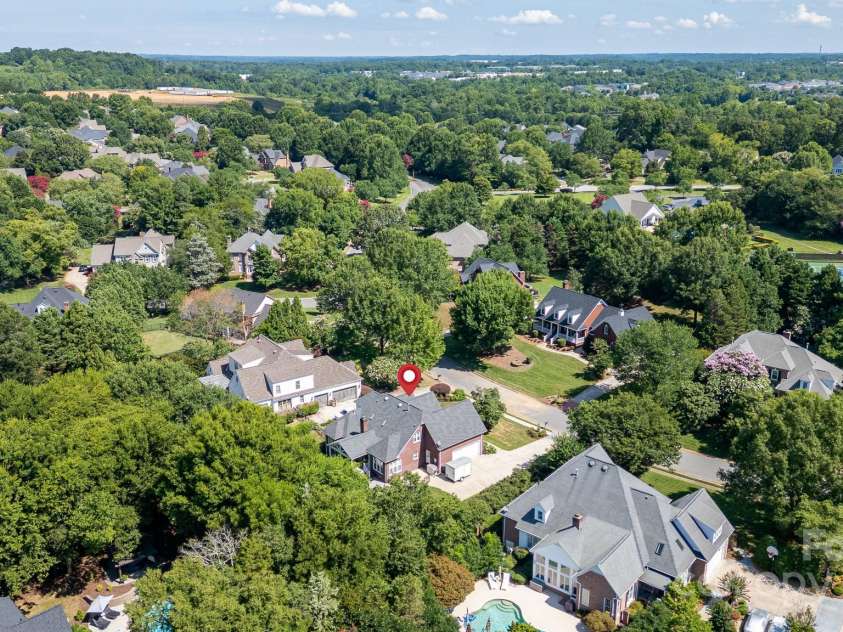 818 Kings Crossing Drive, Concord, NC 28027.  MLS# CAR4280822, YatesRealty ID 28516. 