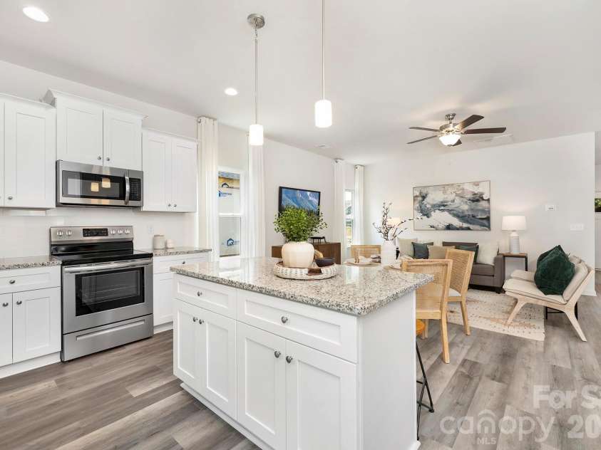 1499 Ware Avenue, Gastonia, NC 28052.  MLS# CAR4379364, YatesRealty ID 28517. Representation