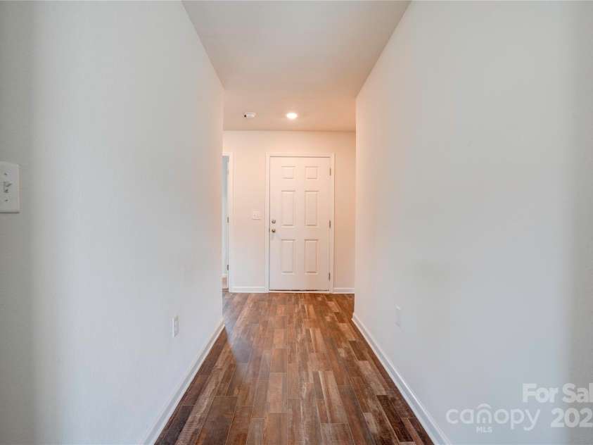 180 Rosedale Street, Kings Mountain, NC 28086.  MLS# CAR4283146, YatesRealty ID 28517. Entry Hallway