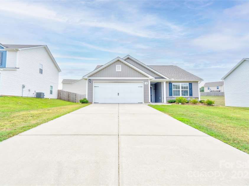 180 Rosedale Street, Kings Mountain, NC 28086.  MLS# CAR4283146, YatesRealty ID 28517. Front