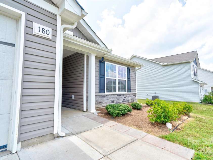 180 Rosedale Street, Kings Mountain, NC 28086.  MLS# CAR4283146, YatesRealty ID 28517. Front Walk