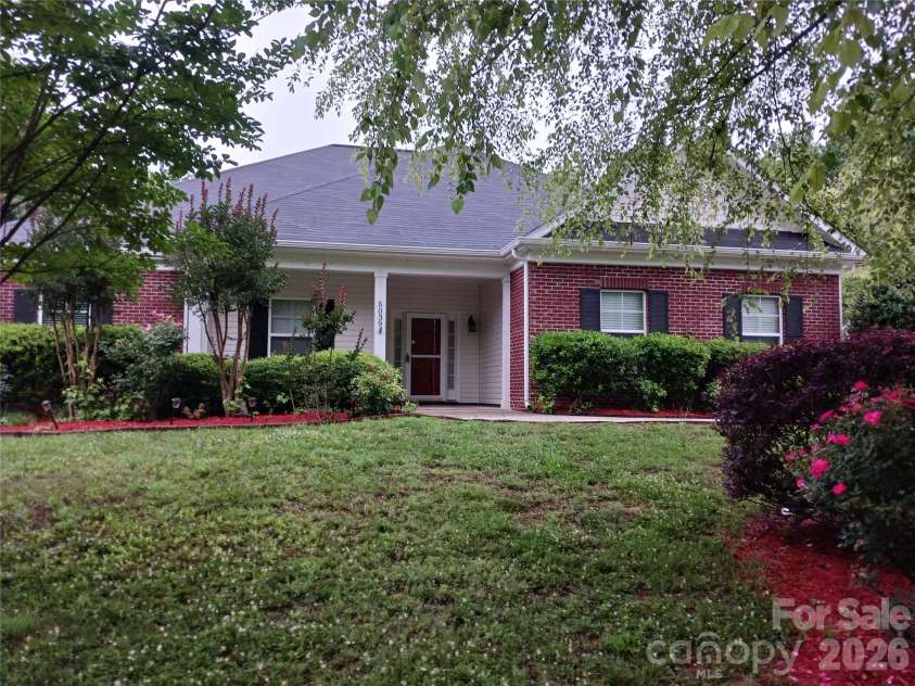 5039 Abbington Way, Belmont, NC 28012.  MLS# CAR4382097, YatesRealty ID 28518. FRONT VIEW