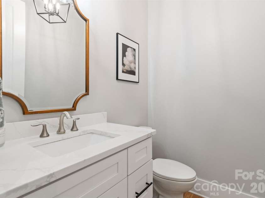 1826 Wickford Place, Charlotte, NC 28203.  MLS# CAR4344880, YatesRealty ID 28519. 