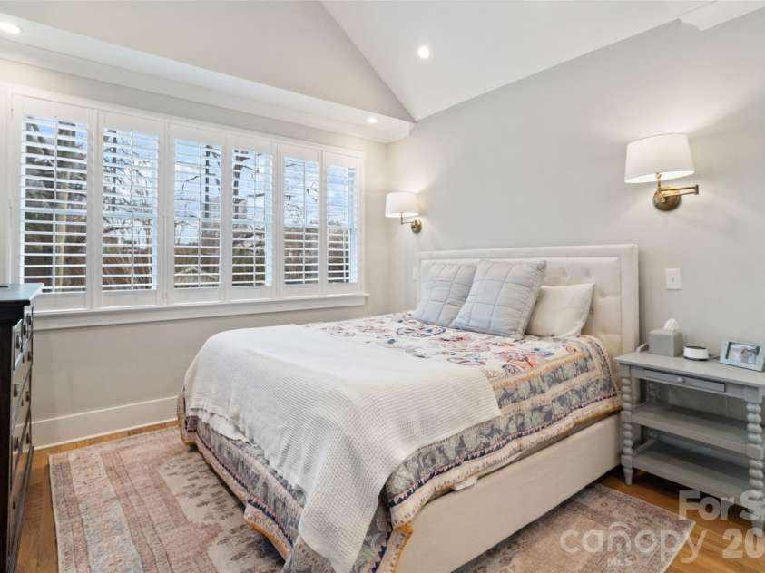 1826 Wickford Place, Charlotte, NC 28203.  MLS# CAR4344880, YatesRealty ID 28519. 