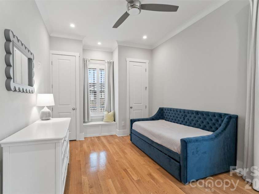 1826 Wickford Place, Charlotte, NC 28203.  MLS# CAR4344880, YatesRealty ID 28519. 