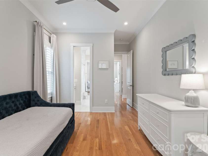 1826 Wickford Place, Charlotte, NC 28203.  MLS# CAR4344880, YatesRealty ID 28519. 