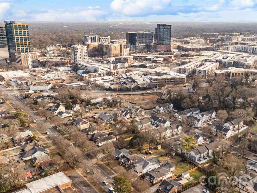 1826 Wickford Place, Charlotte, NC 28203.  MLS# CAR4344880, YatesRealty ID 28519. 