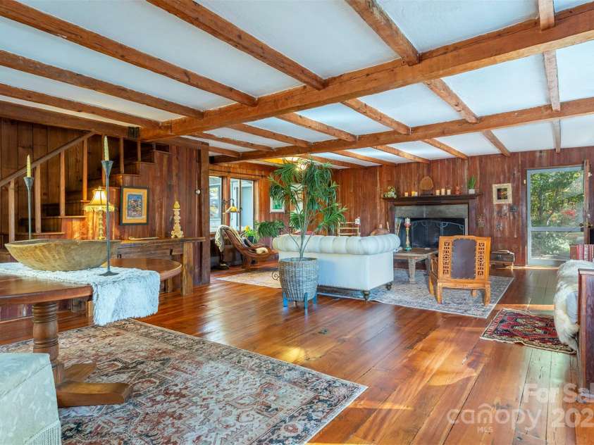 102 Weaver Mill Road, Columbus, NC 28722.  MLS# CAR4211548, YatesRealty ID 2852. 