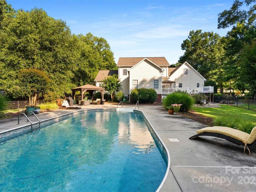 623 Coble Avenue, Albemarle, NC 28001.  MLS# CAR4276475, YatesRealty ID 2852. 