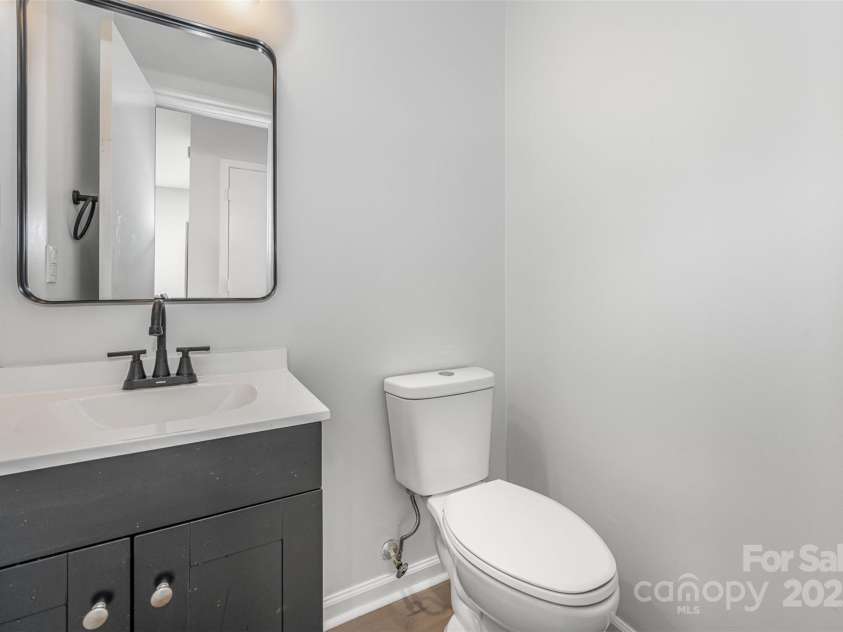 3941 Briarhill Drive, Charlotte, NC 28215.  MLS# CAR4268611, YatesRealty ID 28520. Main floor half bathroom