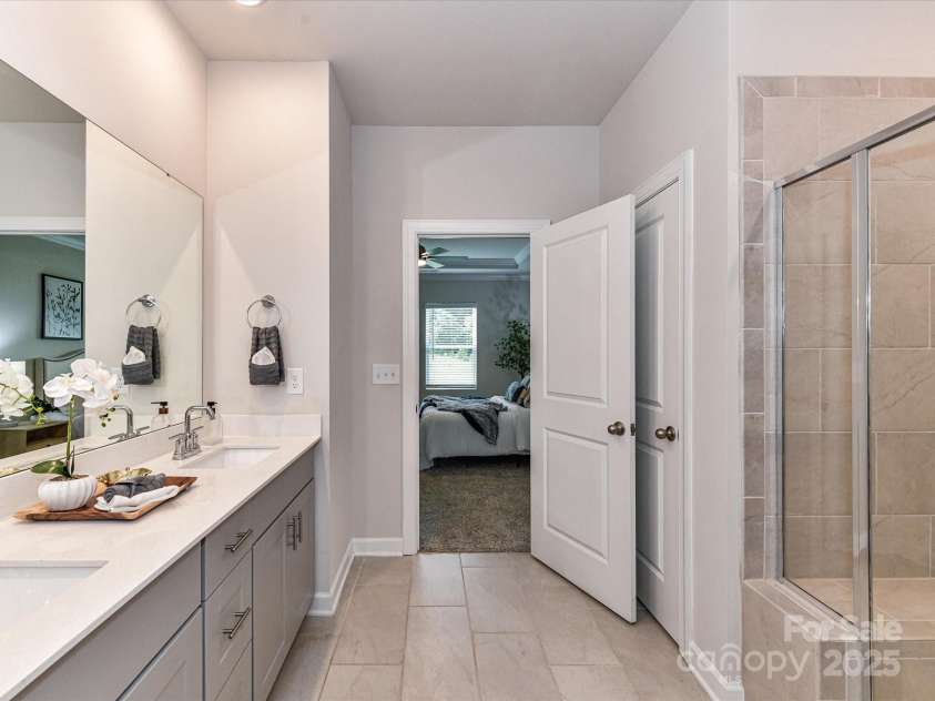 801 Orange Road, Monroe, NC 28110.  MLS# CAR4279032, YatesRealty ID 28521. 