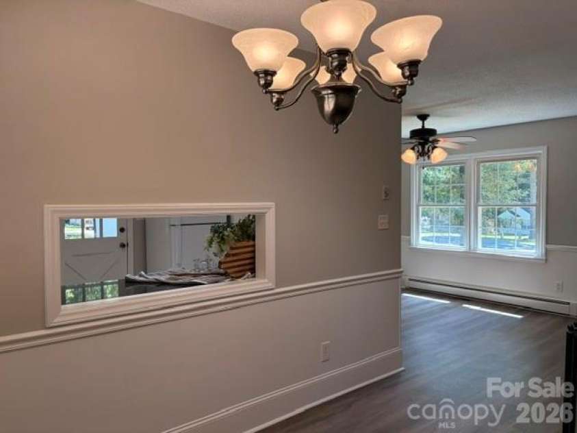 4617 Oakwood Circle, Gastonia, NC 28056.  MLS# CAR4390480, YatesRealty ID 28522. 
