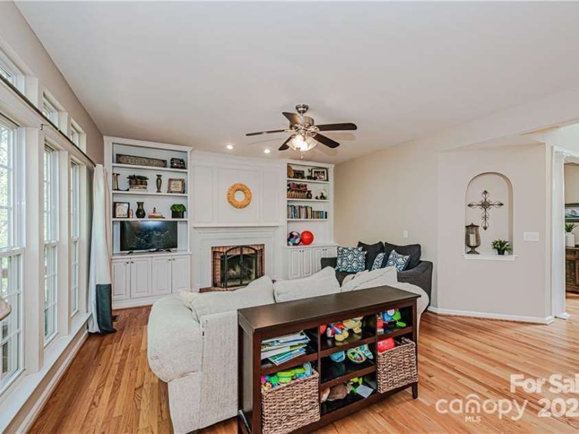116 Doby Creek Court, Fort Mill, SC 29715.  MLS# CAR4280037, YatesRealty ID 28523. Great Room