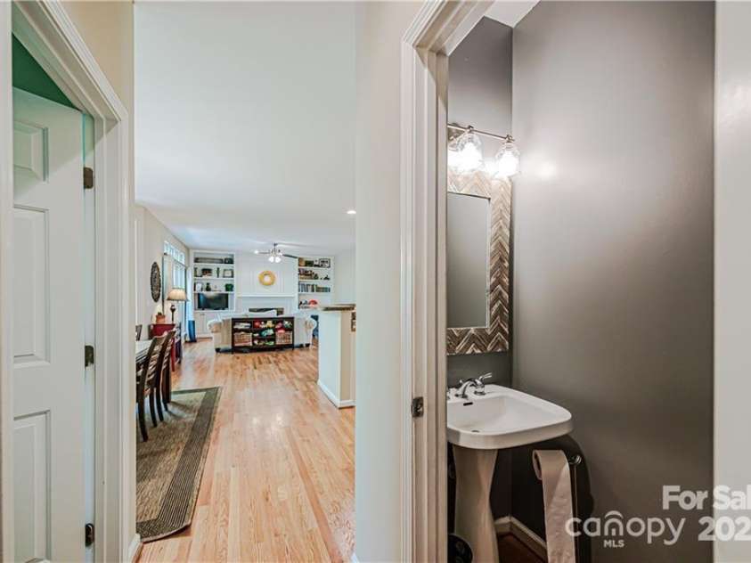 116 Doby Creek Court, Fort Mill, SC 29715.  MLS# CAR4280037, YatesRealty ID 28523. Half Bath