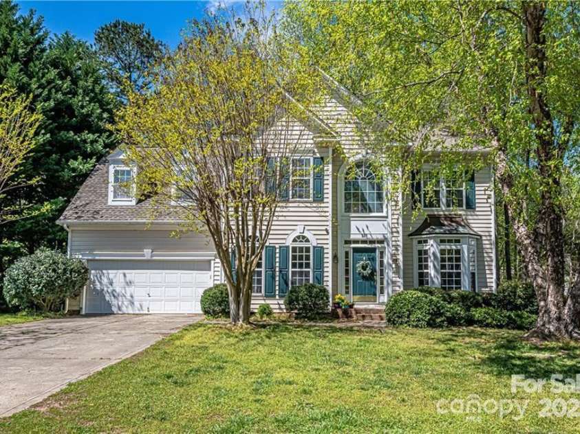 116 Doby Creek Court, Fort Mill, SC 29715.  MLS# CAR4280037, YatesRealty ID 28523. Welcome Home!