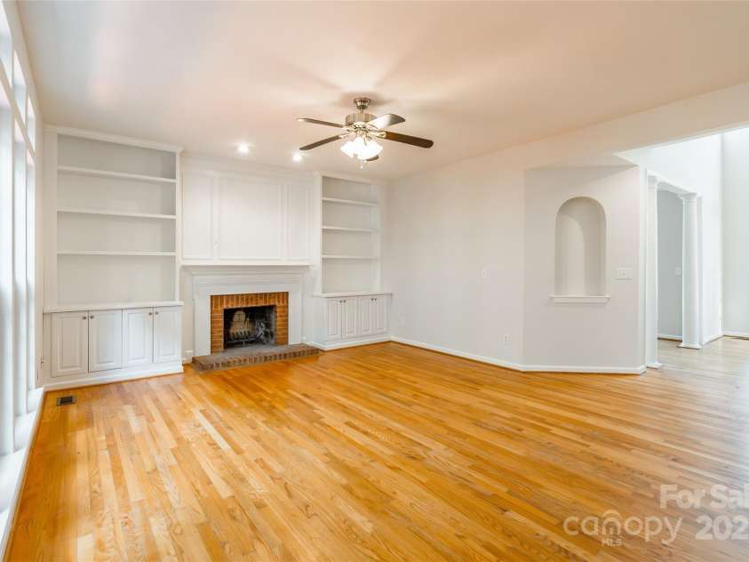 116 Doby Creek Court, Fort Mill, SC 29715.  MLS# CAR4314924, YatesRealty ID 28523. Living/Family Room w/ built ins