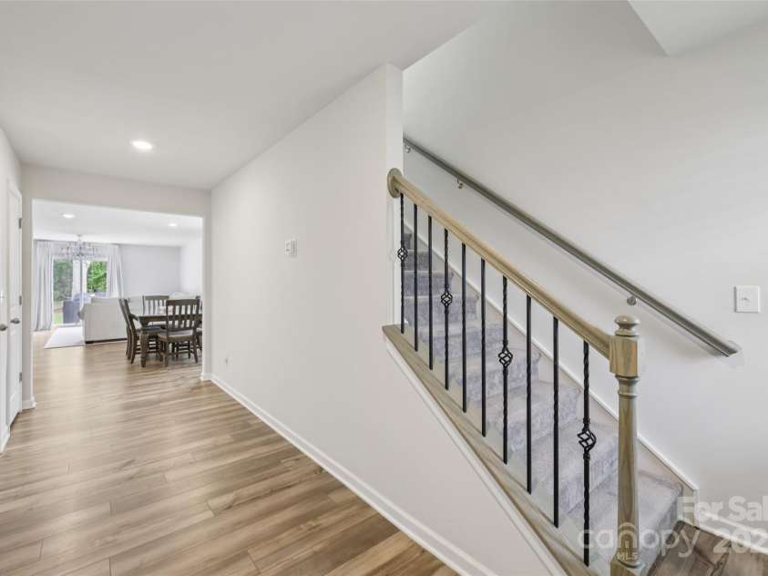 383 Hollingswood Drive, Statesville, NC 28625.  MLS# CAR4282875, YatesRealty ID 28524. 