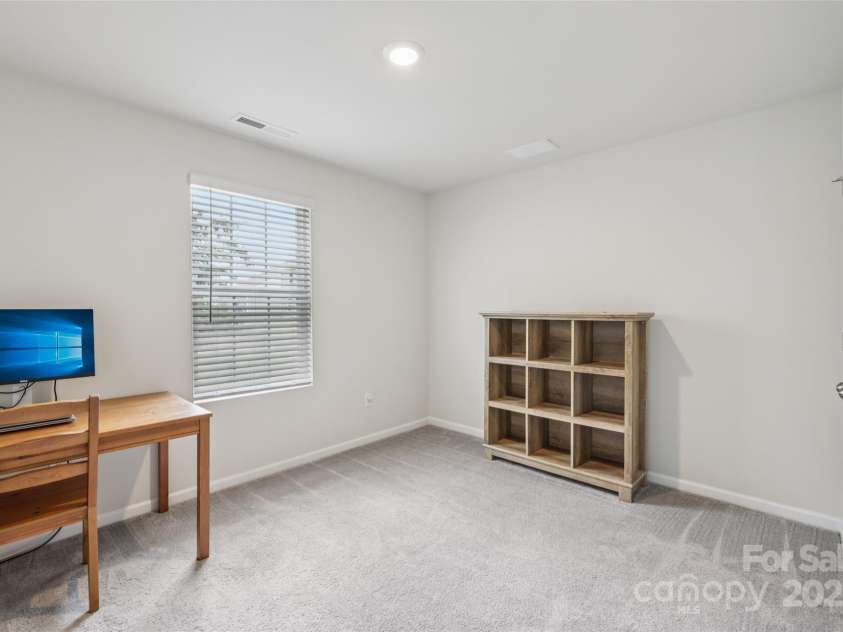 383 Hollingswood Drive, Statesville, NC 28625.  MLS# CAR4282875, YatesRealty ID 28524. 