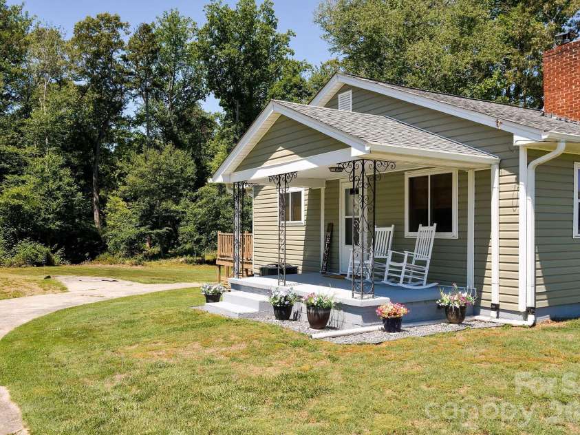 1625 US 601 Highway, Yadkinville, NC 27055.  MLS# CAR4390806, YatesRealty ID 28526. 