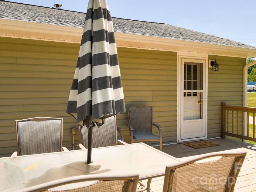 1625 US 601 Highway, Yadkinville, NC 27055.  MLS# CAR4390806, YatesRealty ID 28526. 