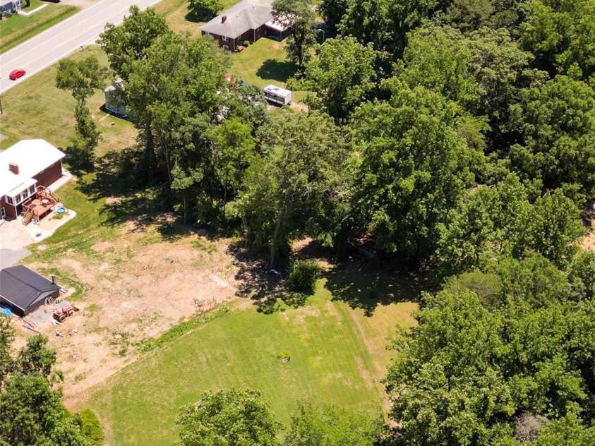 1625 US 601 Highway, Yadkinville, NC 27055.  MLS# CAR4390806, YatesRealty ID 28526. 