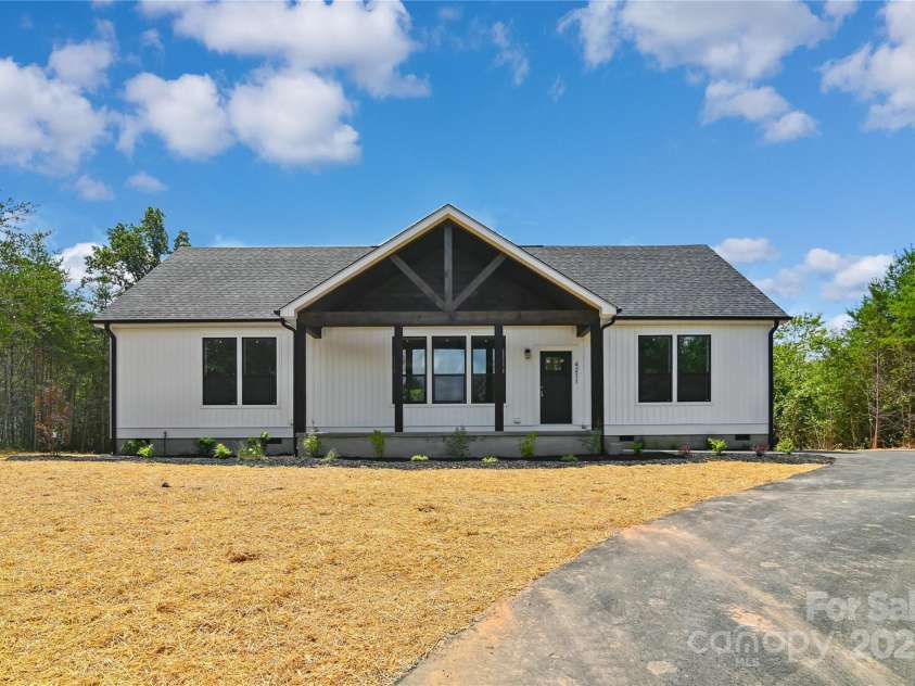 4211 Alpine Trail, Morganton, NC 28655.  MLS# CAR4280217, YatesRealty ID 28526. 