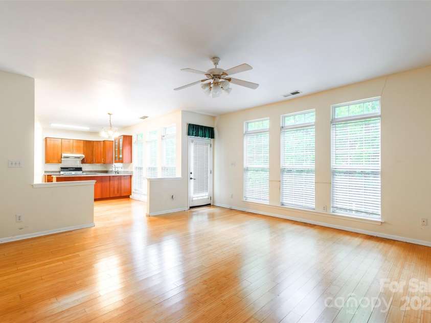 13808 Hatton Cross Drive, Charlotte, NC 28278.  MLS# CAR4284228, YatesRealty ID 28527. 