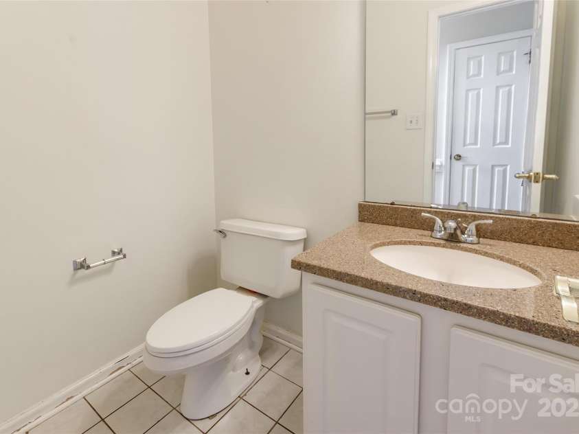 13808 Hatton Cross Drive, Charlotte, NC 28278.  MLS# CAR4284228, YatesRealty ID 28527. 