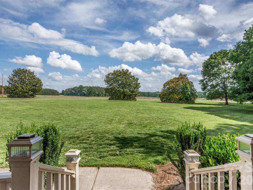 229 Dunlap Gate Road, Statesville, NC 28625.  MLS# CAR4382406, YatesRealty ID 28528. 