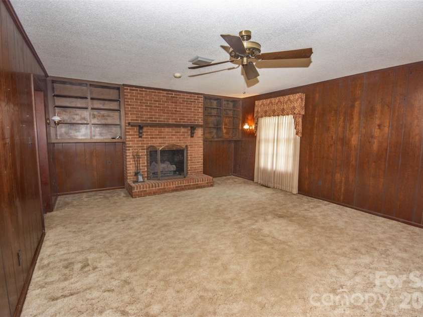 229 Dunlap Gate Road, Statesville, NC 28625.  MLS# CAR4382406, YatesRealty ID 28528. 