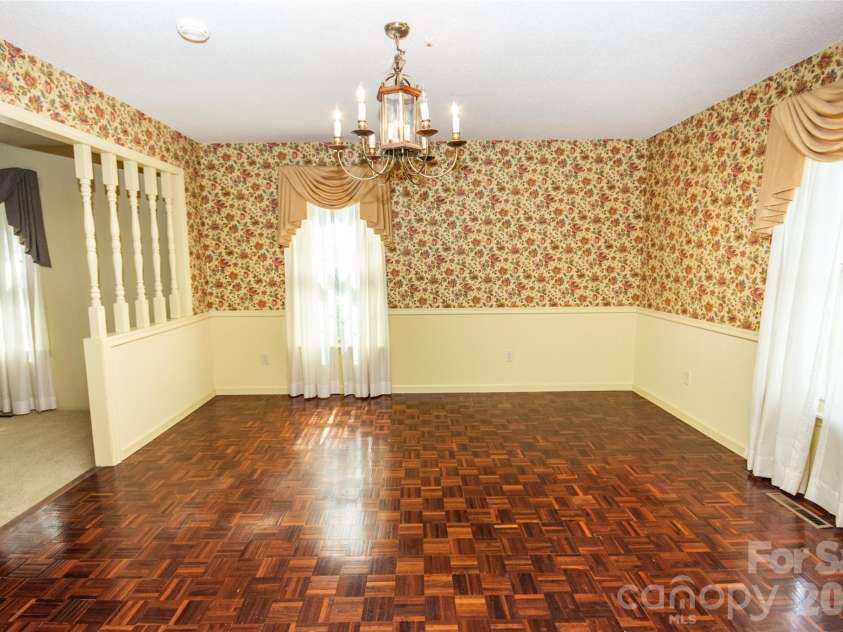 229 Dunlap Gate Road, Statesville, NC 28625.  MLS# CAR4382406, YatesRealty ID 28528. 
