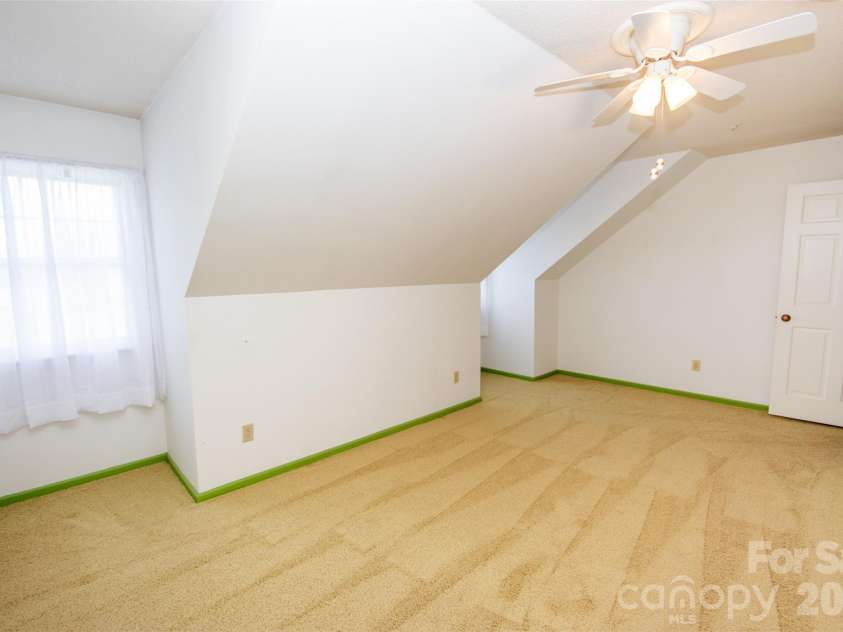 229 Dunlap Gate Road, Statesville, NC 28625.  MLS# CAR4382406, YatesRealty ID 28528. 