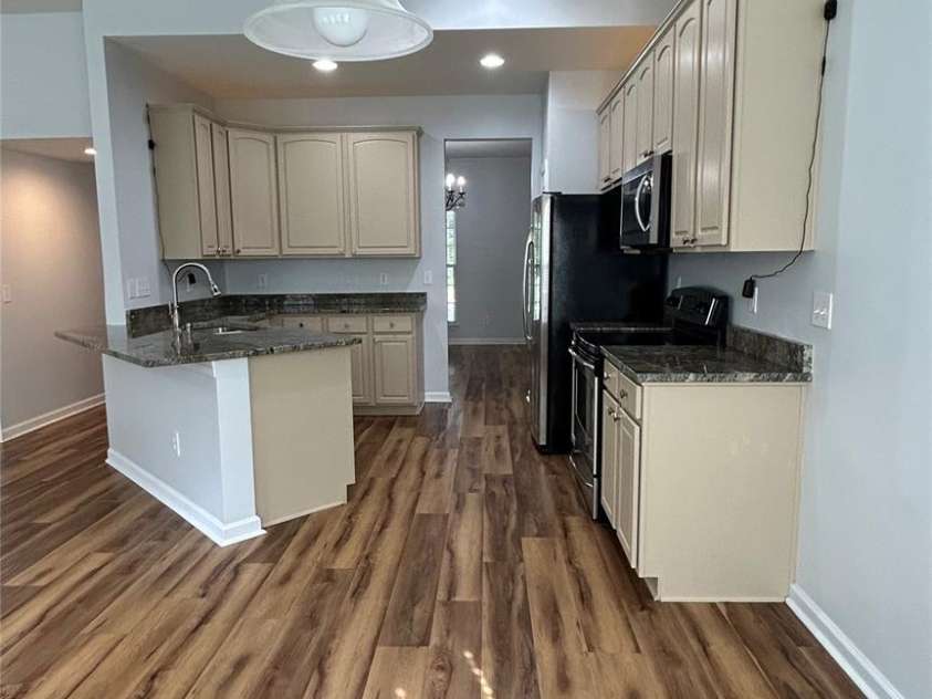 630 Springhouse Place, Clover, SC 29710.  MLS# CAR4278014, YatesRealty ID 28528. Kitchen