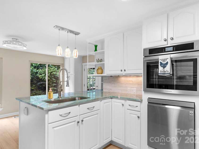 195 Azalea Road, Mooresville, NC 28115.  MLS# CAR4278214, YatesRealty ID 28529. 