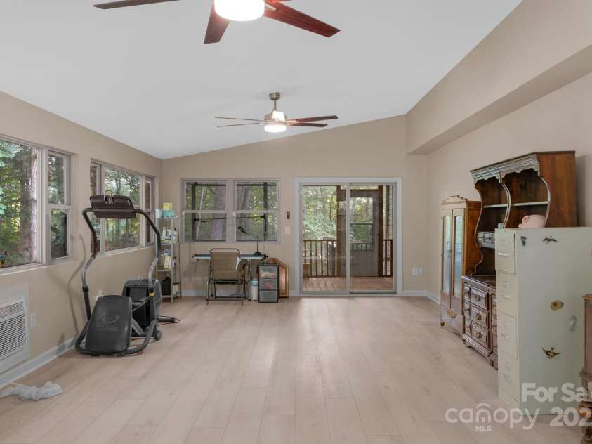 195 Azalea Road, Mooresville, NC 28115.  MLS# CAR4278214, YatesRealty ID 28529. 