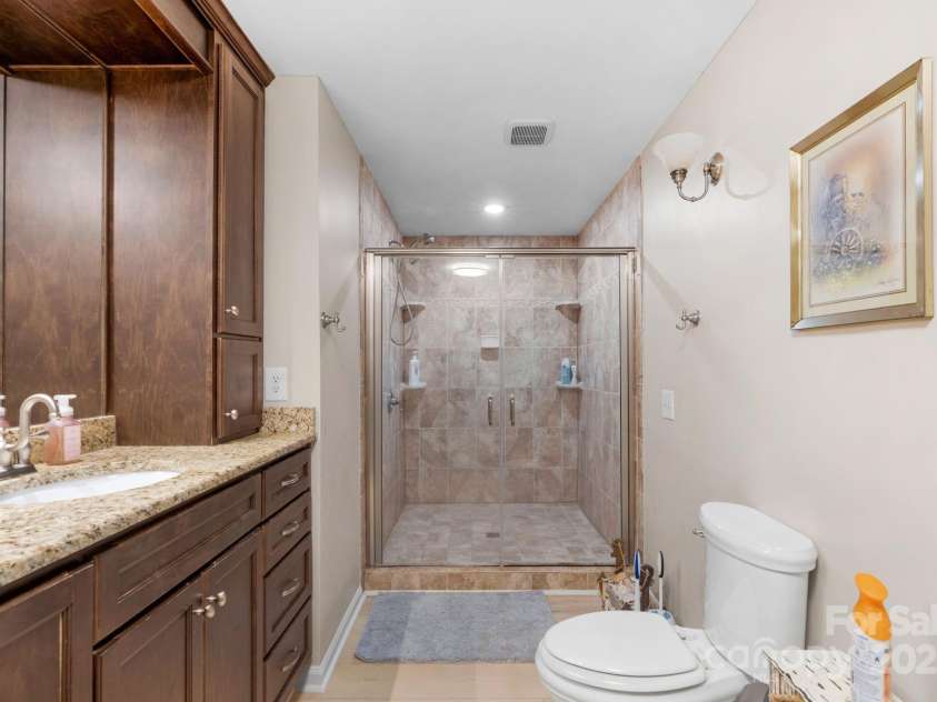 195 Azalea Road, Mooresville, NC 28115.  MLS# CAR4278214, YatesRealty ID 28529. 