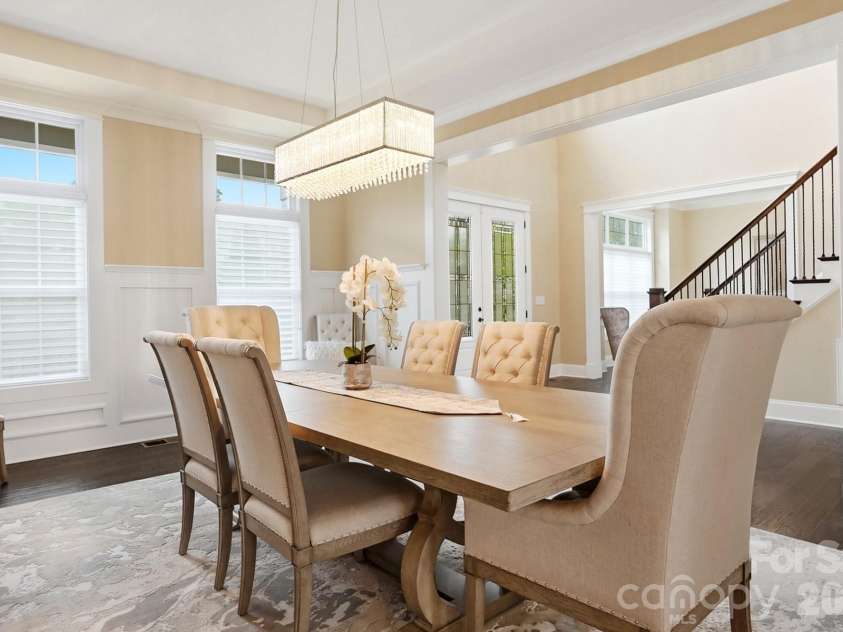 7626 Deerfield Manor Drive, Charlotte, NC 28270.  MLS# CAR4383264, YatesRealty ID 28529. 