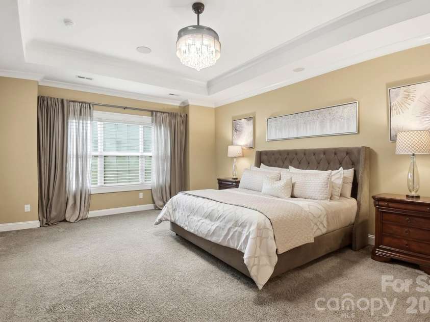 7626 Deerfield Manor Drive, Charlotte, NC 28270.  MLS# CAR4383264, YatesRealty ID 28529. 