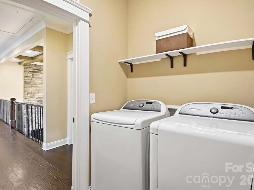 7626 Deerfield Manor Drive, Charlotte, NC 28270.  MLS# CAR4383264, YatesRealty ID 28529. 